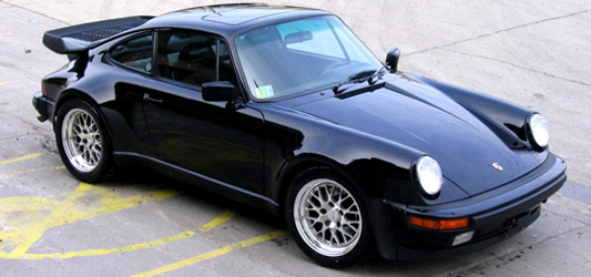 Porsche 930